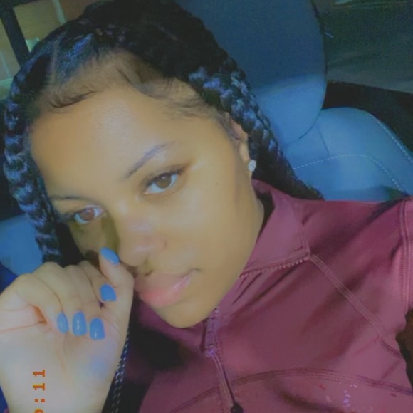 Meet your Posher, Trese - Picture 1 of 1